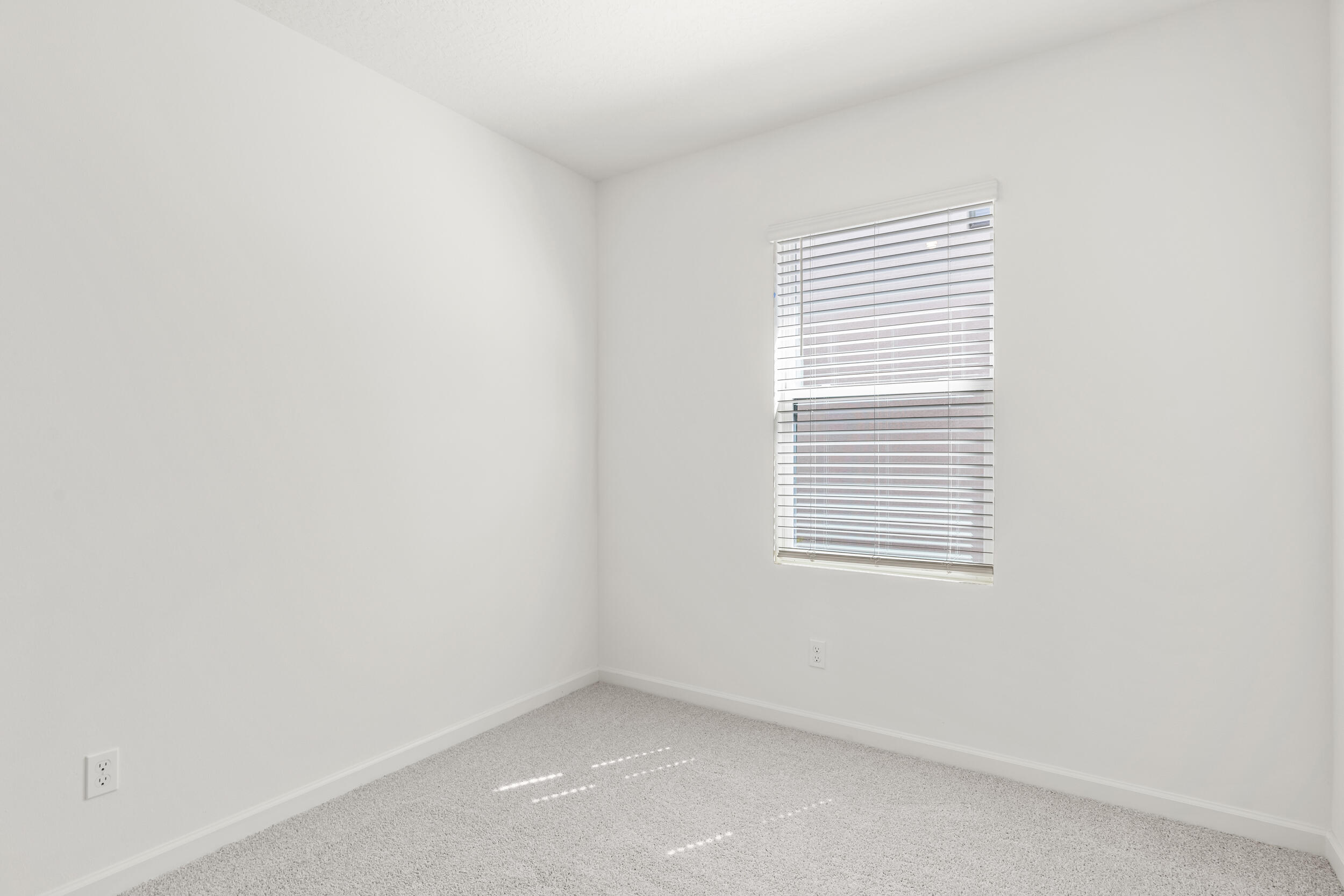 553 Seaspray Drive Fort Pierce, FL 34945 - Photo 27 of 73 23_1z3a4750