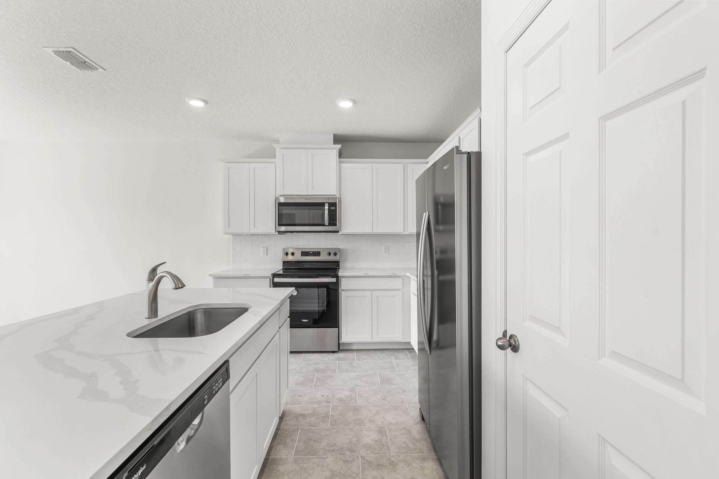 553 Seaspray Drive Fort Pierce, FL 34945 - Photo 29 of 73 17_1z3a4720