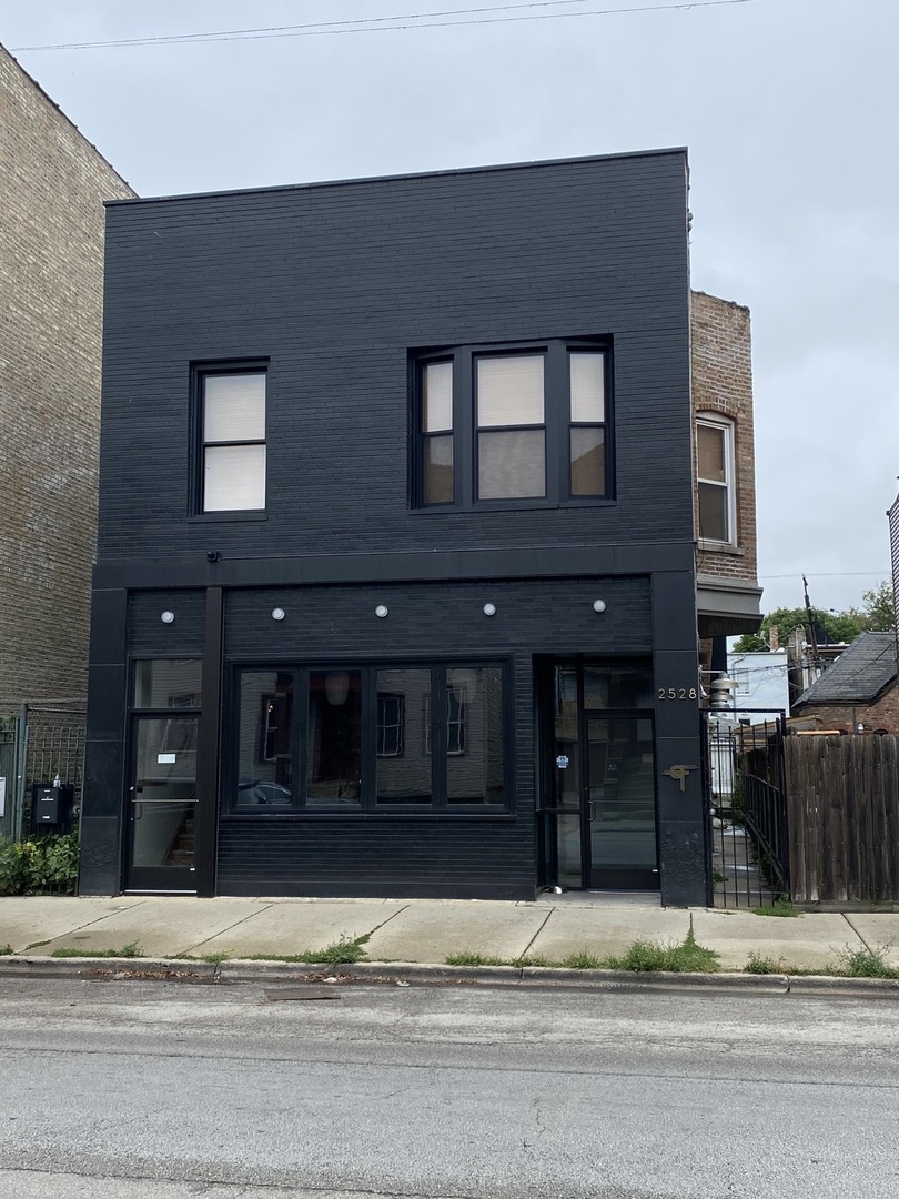 2528 North California Ave  