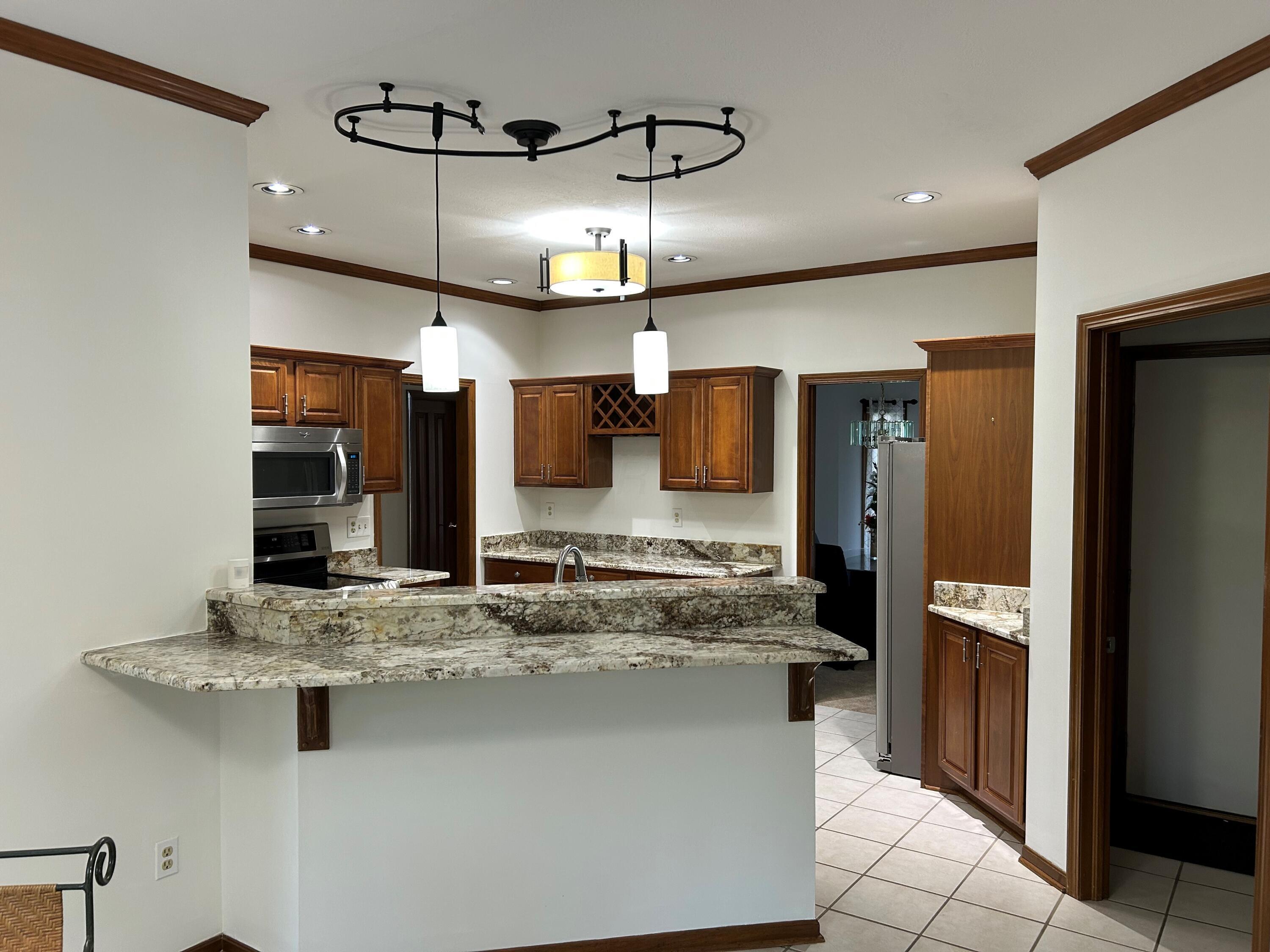9909 Hoover Woods Road Galena, OH 43021 - Photo 12 of 50 Kitchen