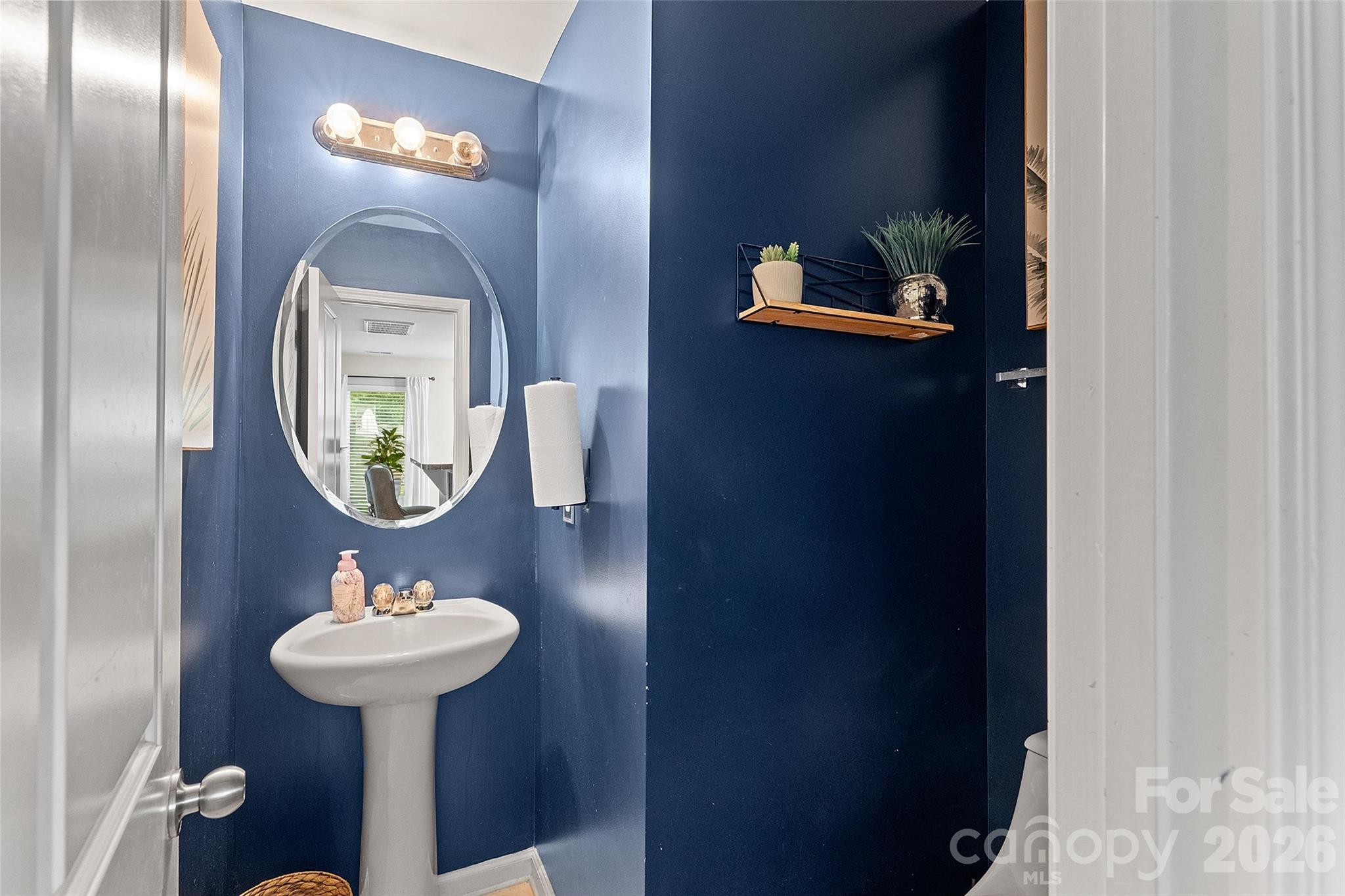 835 Rook Road Charlotte, NC 28216 - Photo 18 of 39 Gallery Image 18