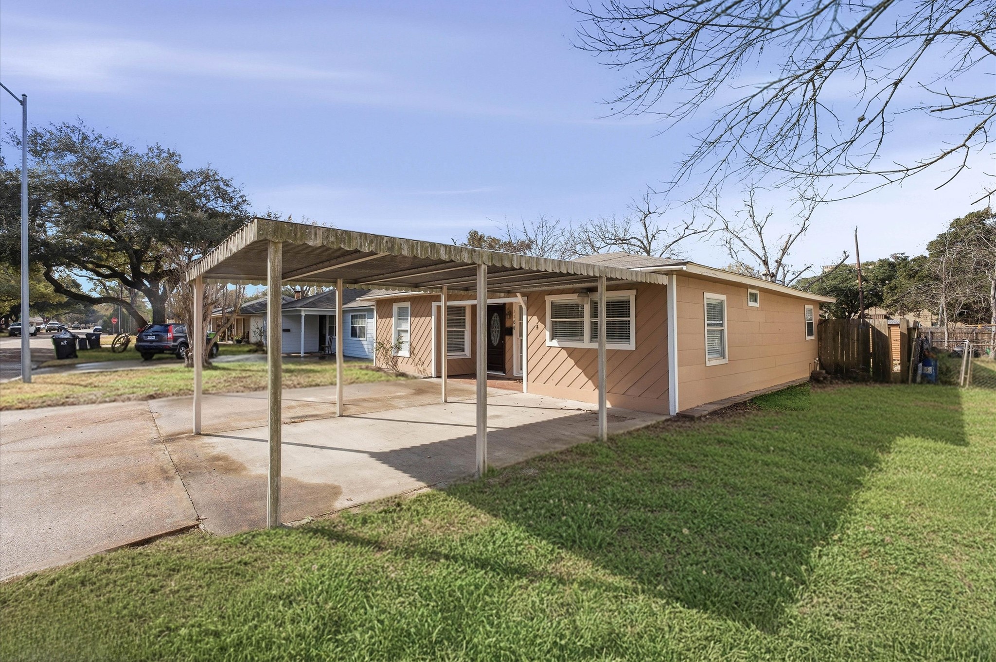 1108 Georgina Street Rosenberg, TX 77471 - Photo 2 of 15 a view of a house with a yard