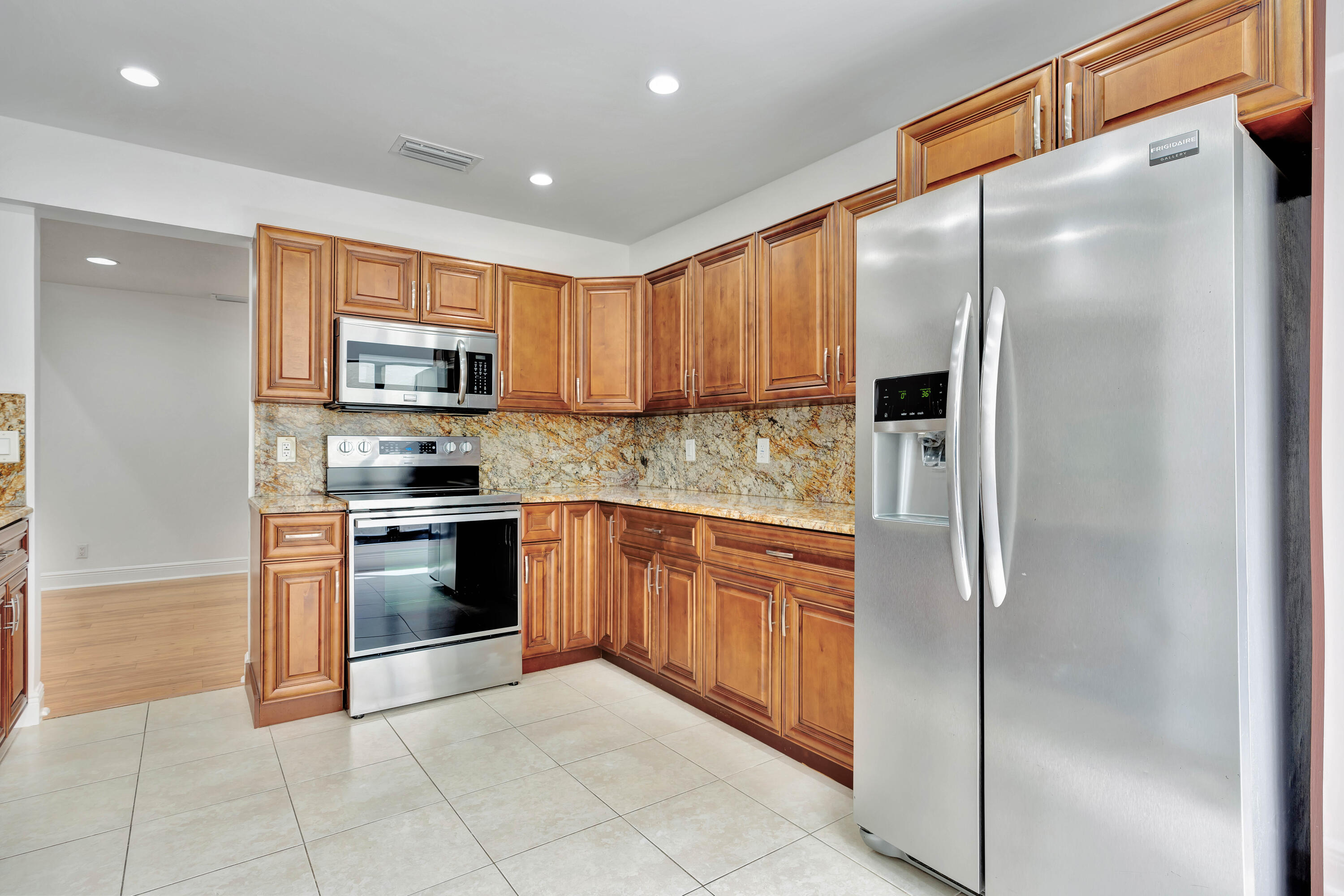 64 Balfour Road East Palm Beach Gardens, FL 33418 - Photo 12 of 31 New Range