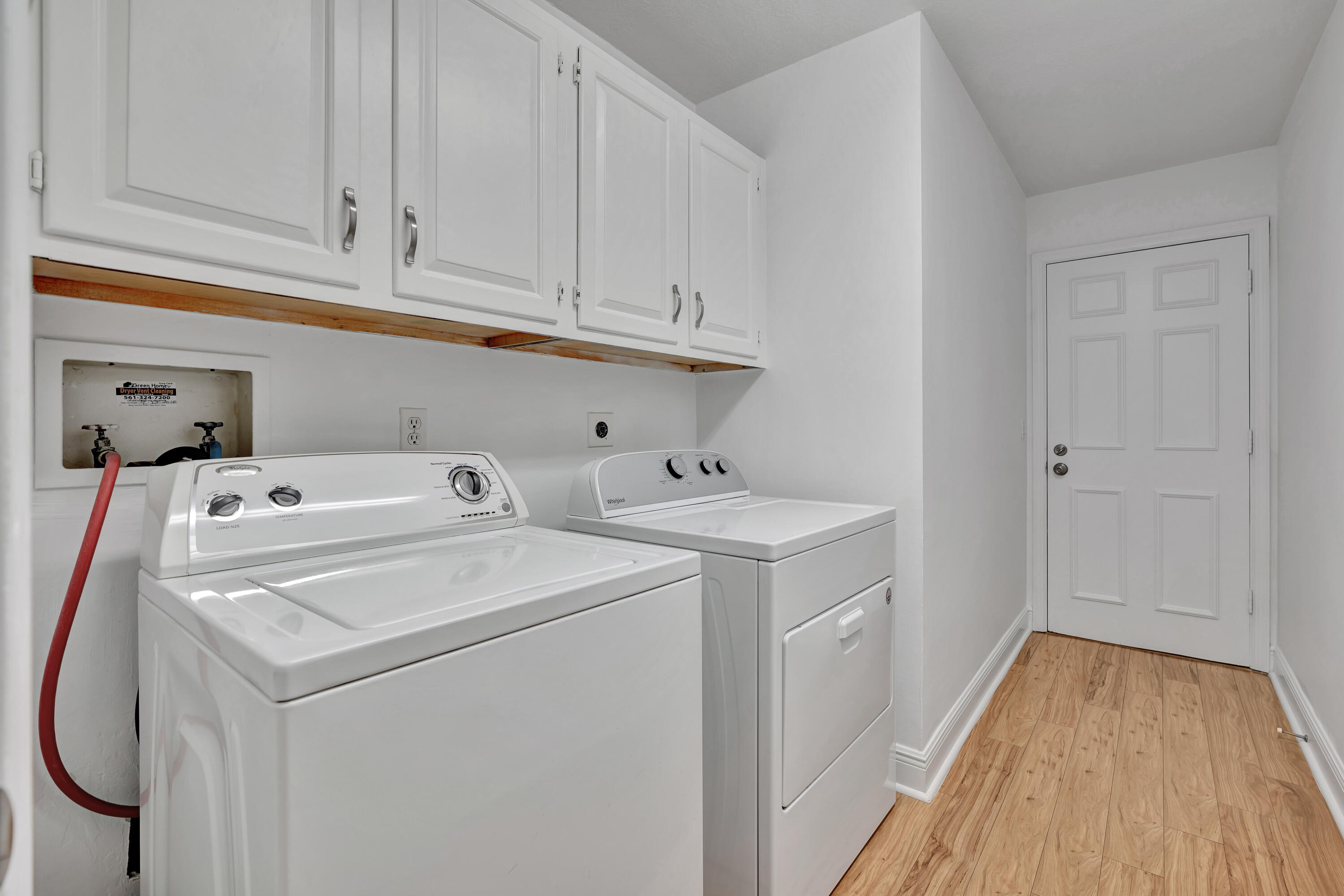 64 Balfour Road East Palm Beach Gardens, FL 33418 - Photo 27 of 31 Laundry Room