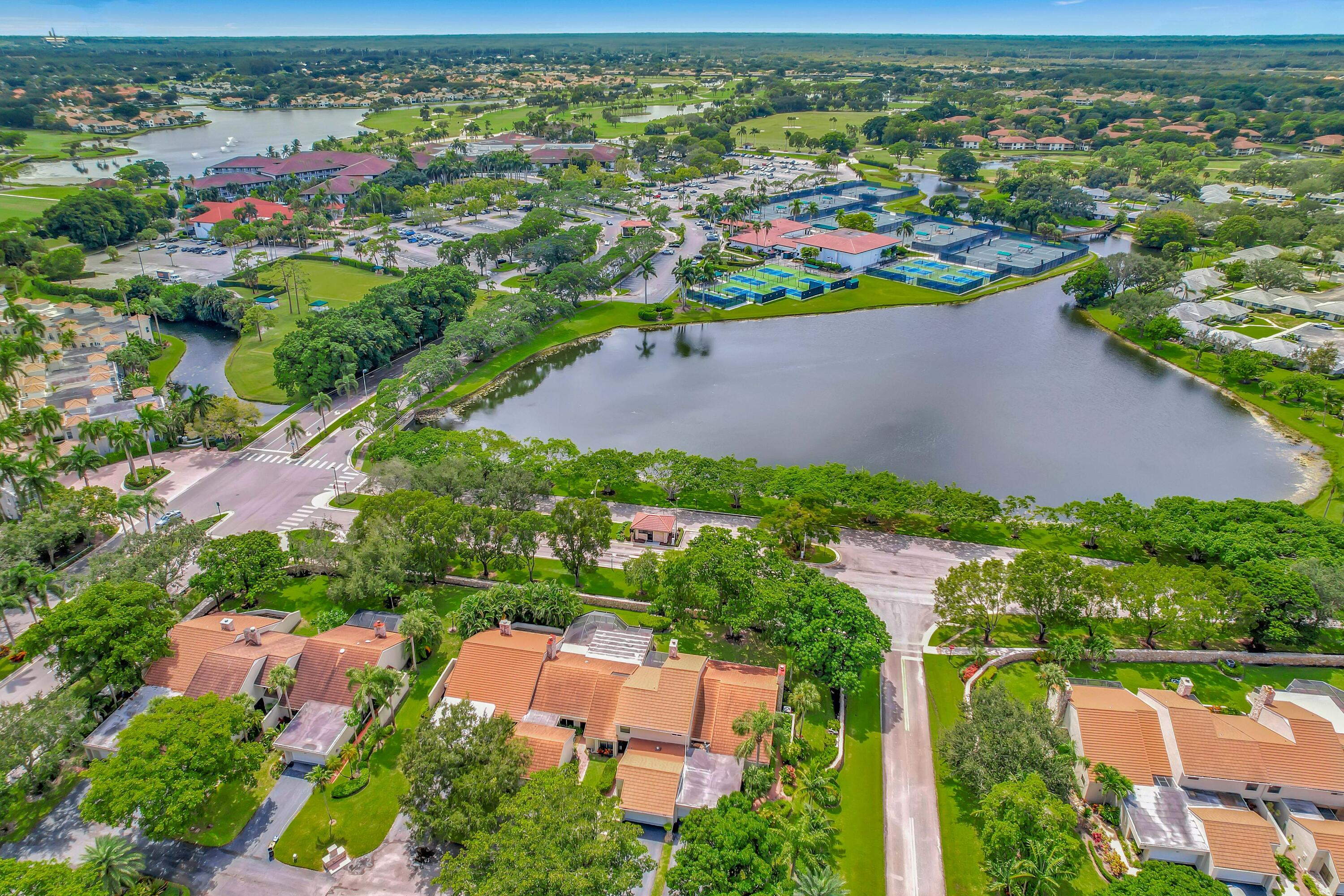 64 Balfour Road East Palm Beach Gardens, FL 33418 - Photo 3 of 31 Walk to PGA Club