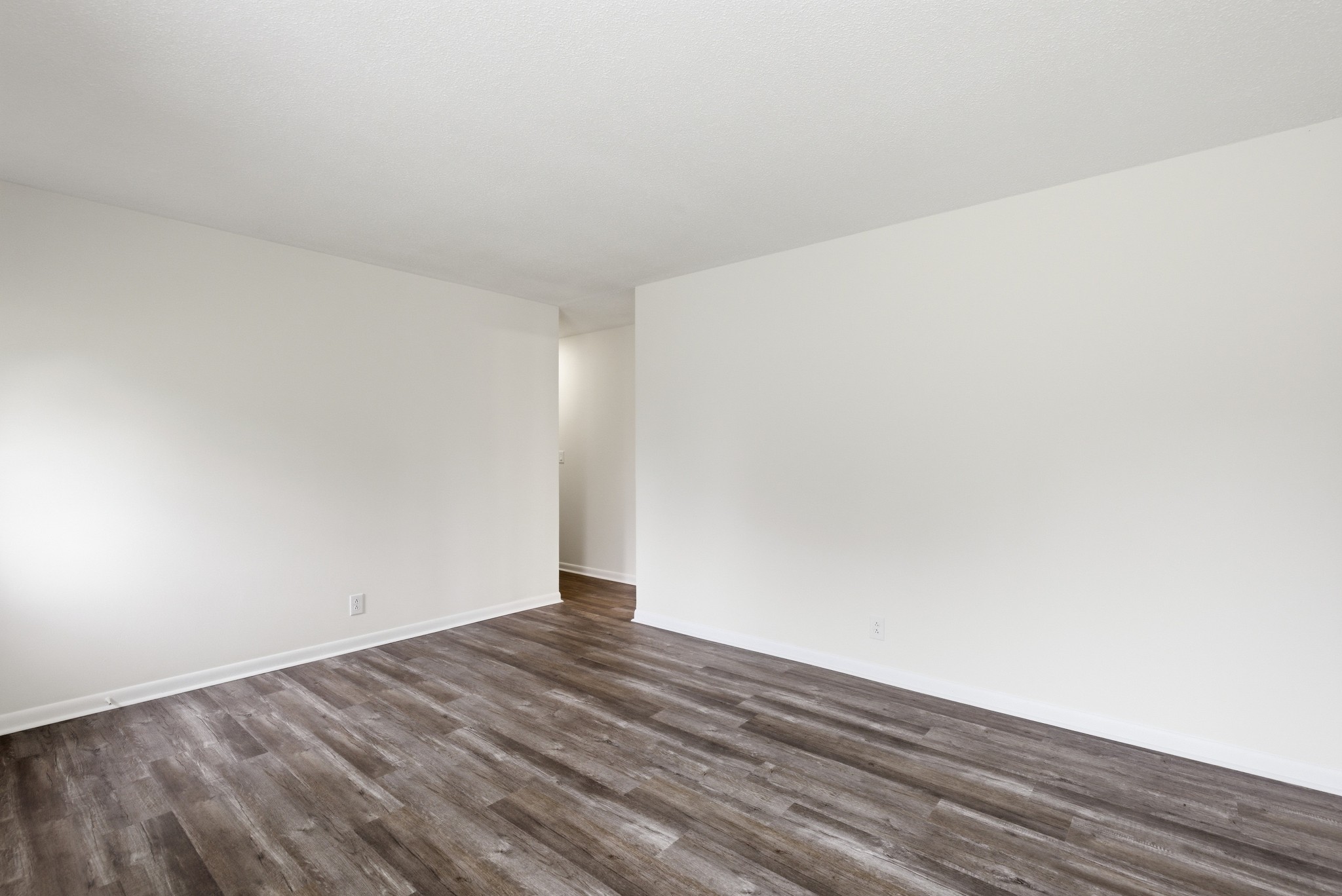 94 Airport Road Clarksville, TN 37042 - Photo 6 of 25 Gallery Image 6