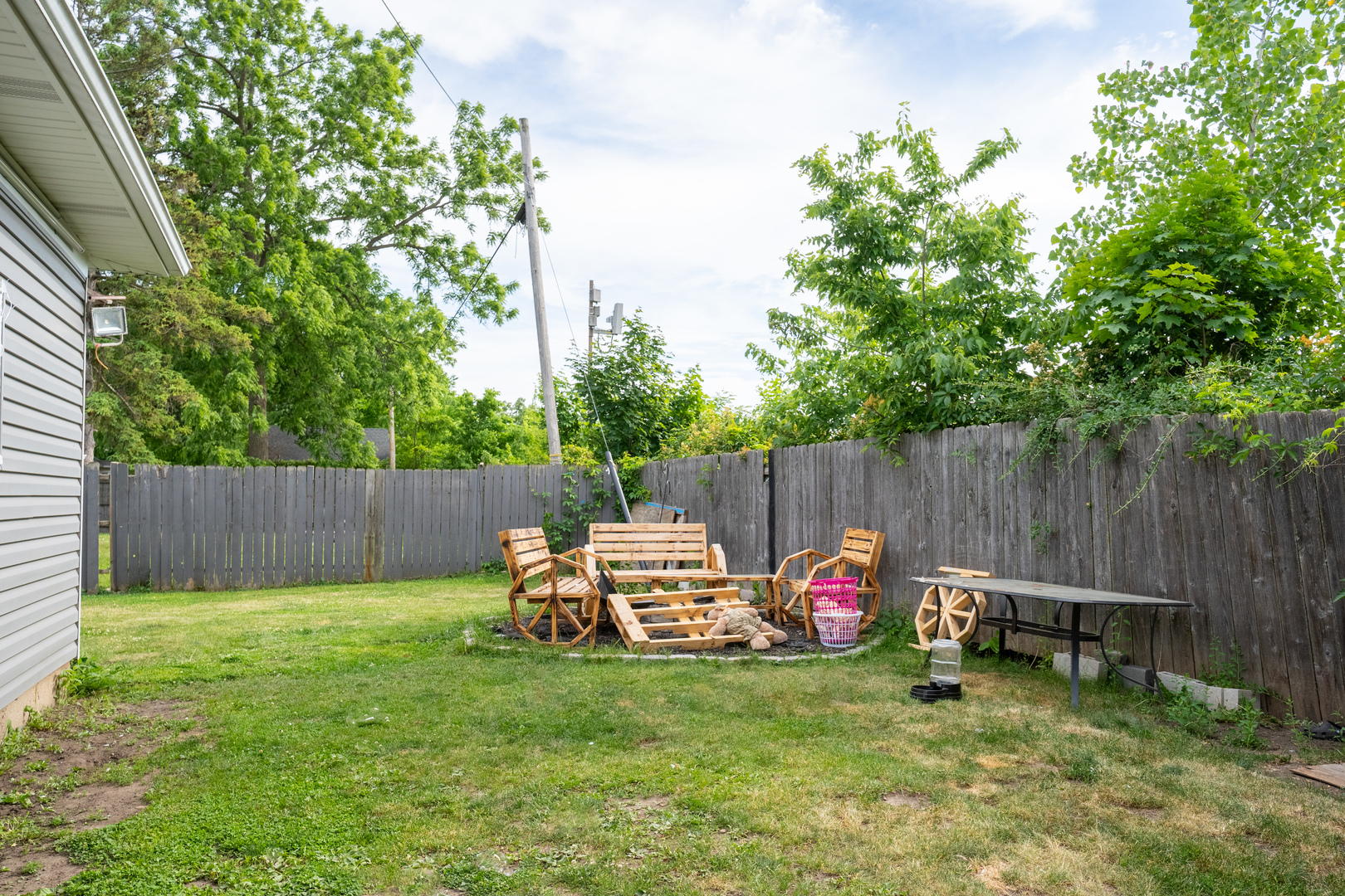 265 Slade Avenue Elgin, IL 60120 - Photo 4 of 23