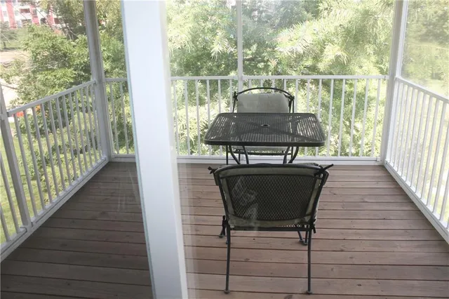 $320,000 | 7832 North Strathbury Avenue, Kansas City, MO 64151