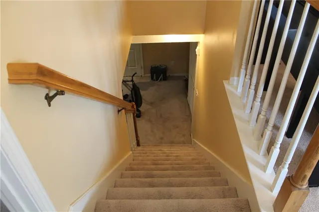 $320,000 | 7832 North Strathbury Avenue, Kansas City, MO 64151