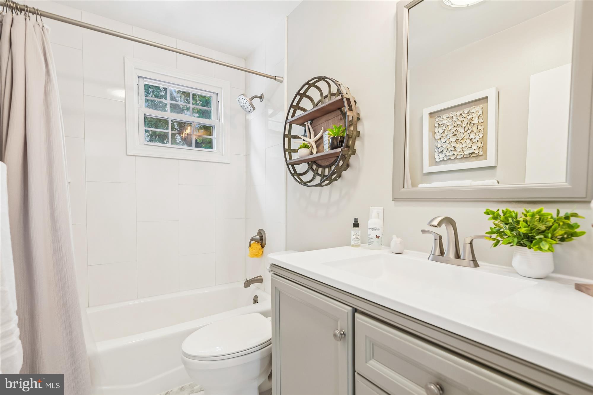 25 Ridgefield Road Lutherville-Timonium, MD 21093 - Photo 50 of 69 Hall Bath