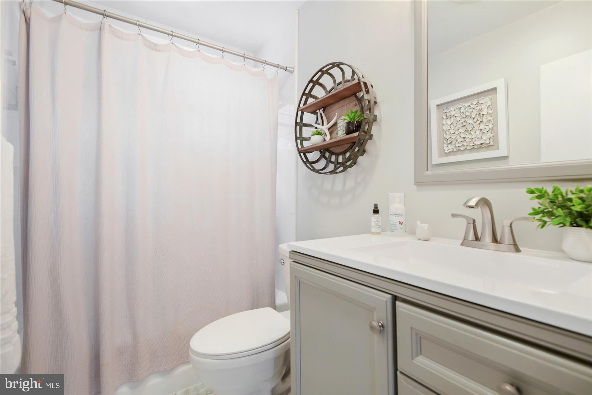 25 Ridgefield Road Lutherville-Timonium, MD 21093 - Photo 51 of 69 Hall Bath