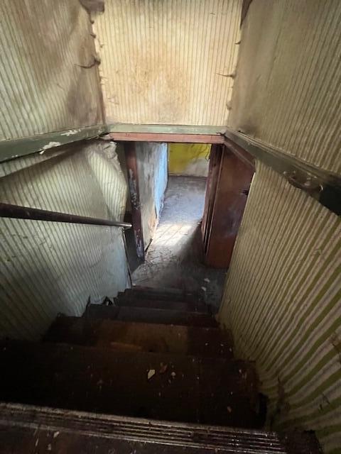 2244 Kentucky Street Gary, IN 46407 - Photo 9 of 9 a view of entryway