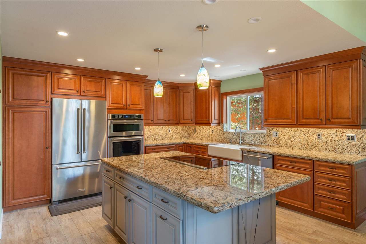 11995 Oslo Drive Truckee, CA 96161 - Photo 2 of 21