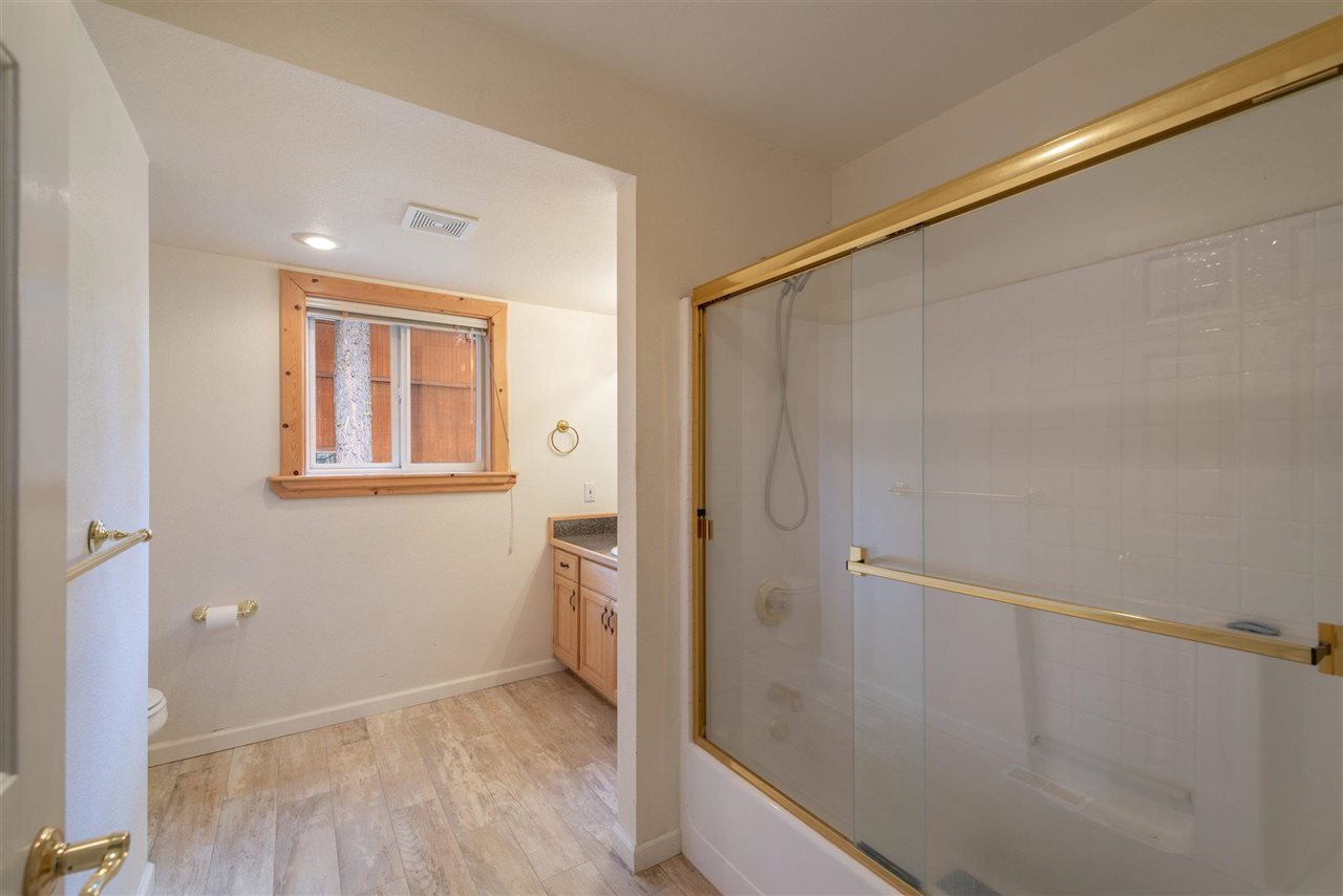 11995 Oslo Drive Truckee, CA 96161 - Photo 18 of 21