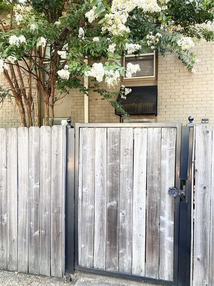 1025 June Road, Unit 5 Memphis, TN 38119 - Photo 1 of 14 Gallery Image 1