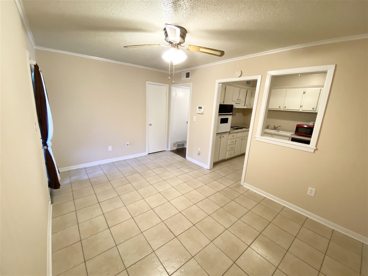 1025 June Road, Unit 5 Memphis, TN 38119 - Photo 3 of 14 Gallery Image 3