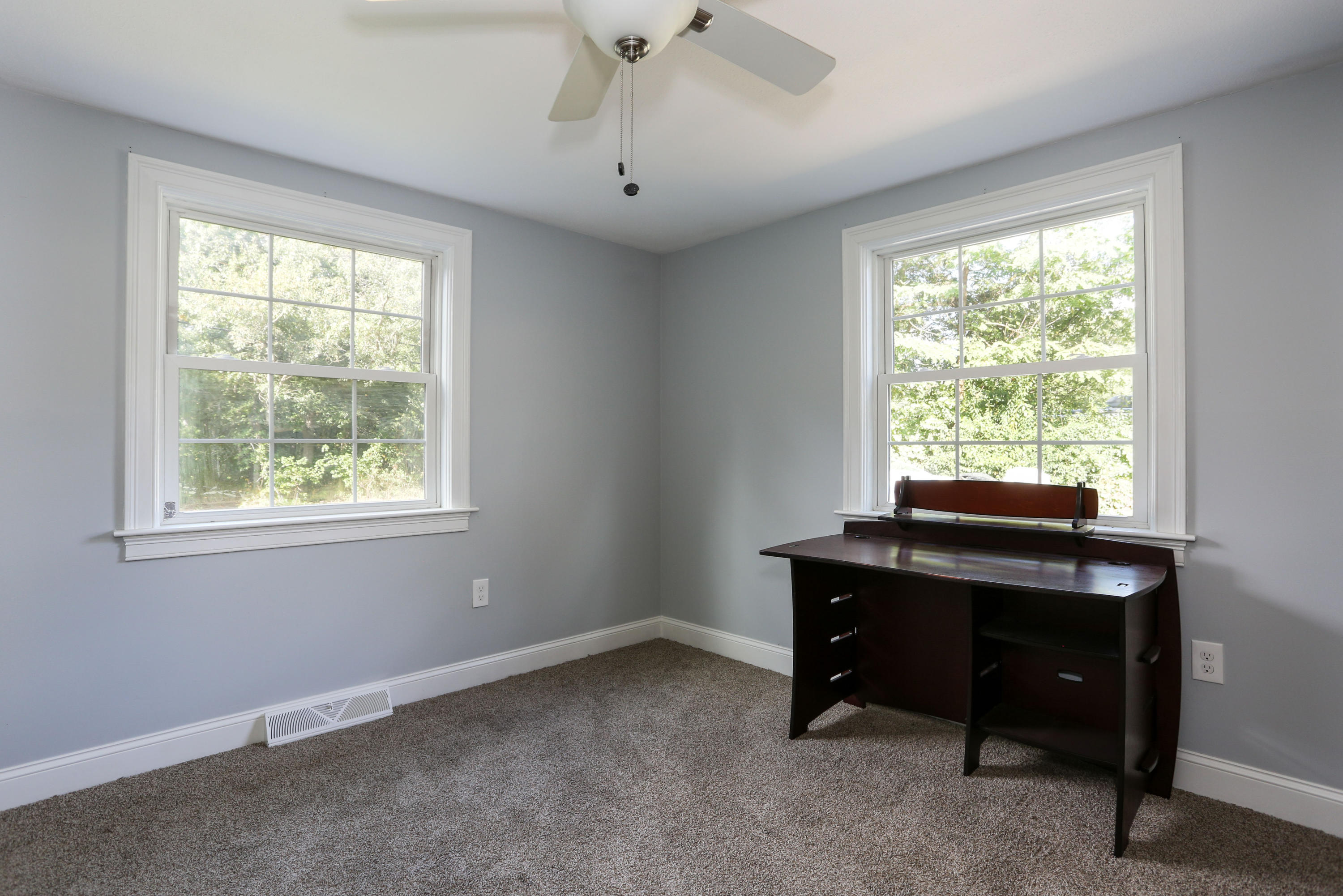130 Raspberry Lane Marstons Mills, MA 02648 - Photo 16 of 29 130RasLR-13
