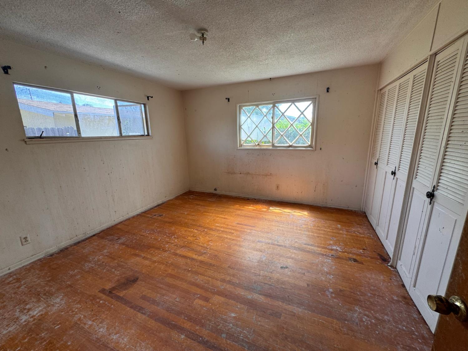 677 Rossmore Road Goleta, CA 93117 - Photo 13 of 26 Gallery Image 13