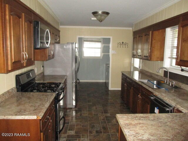 12417 Back Road Jeanerette, LA 70544 - Photo 3 of 10 IMG_2939