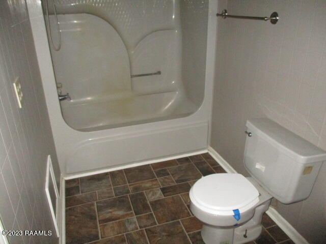 12417 Back Road Jeanerette, LA 70544 - Photo 10 of 10 IMG_2958