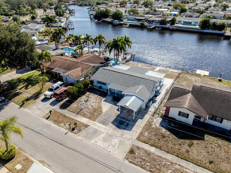 5644 Riddle Road Holiday, FL 34690 - Photo 2 of 58