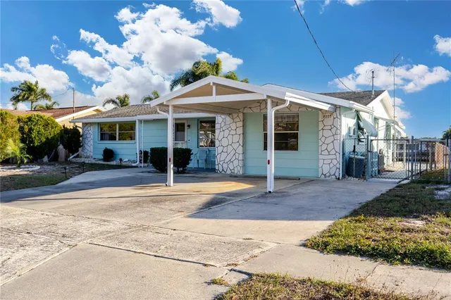 $325,000 | 5644 Riddle Road, Holiday, FL 34690