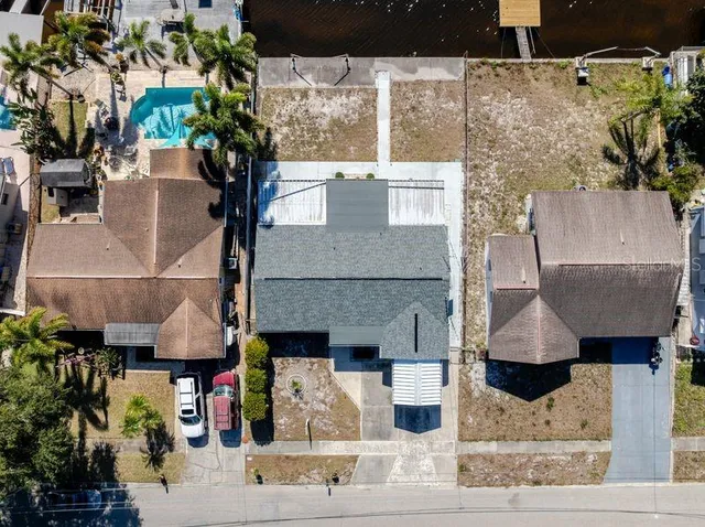 $325,000 | 5644 Riddle Road, Holiday, FL 34690