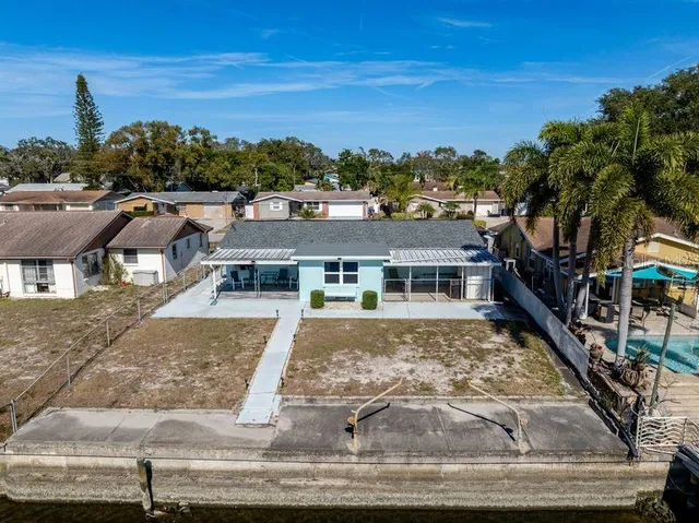 $325,000 | 5644 Riddle Road, Holiday, FL 34690