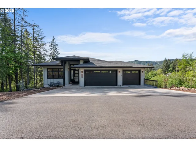 $850,000 | 50322 Briarwood Court, Scappoose, OR 97056