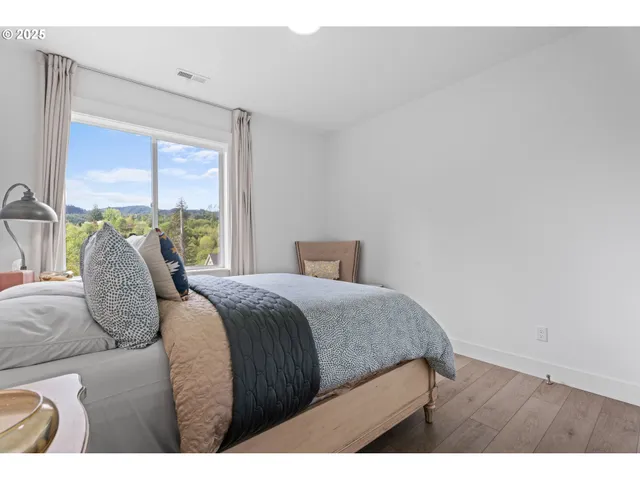 $850,000 | 50322 Briarwood Court, Scappoose, OR 97056