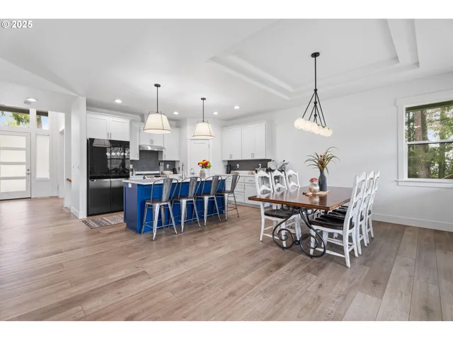 $850,000 | 50322 Briarwood Court, Scappoose, OR 97056