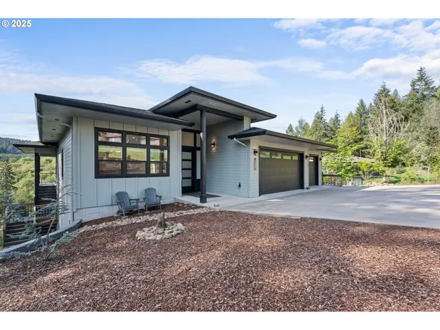 $850,000 | 50322 Briarwood Court, Scappoose, OR 97056