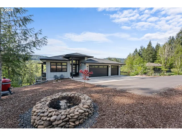 $850,000 | 50322 Briarwood Court, Scappoose, OR 97056