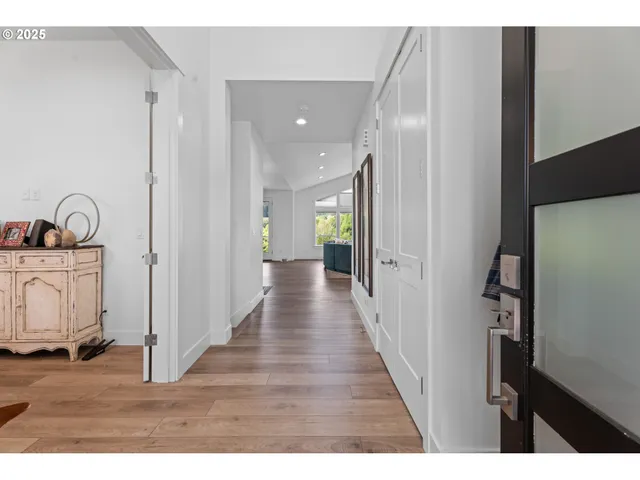 $850,000 | 50322 Briarwood Court, Scappoose, OR 97056