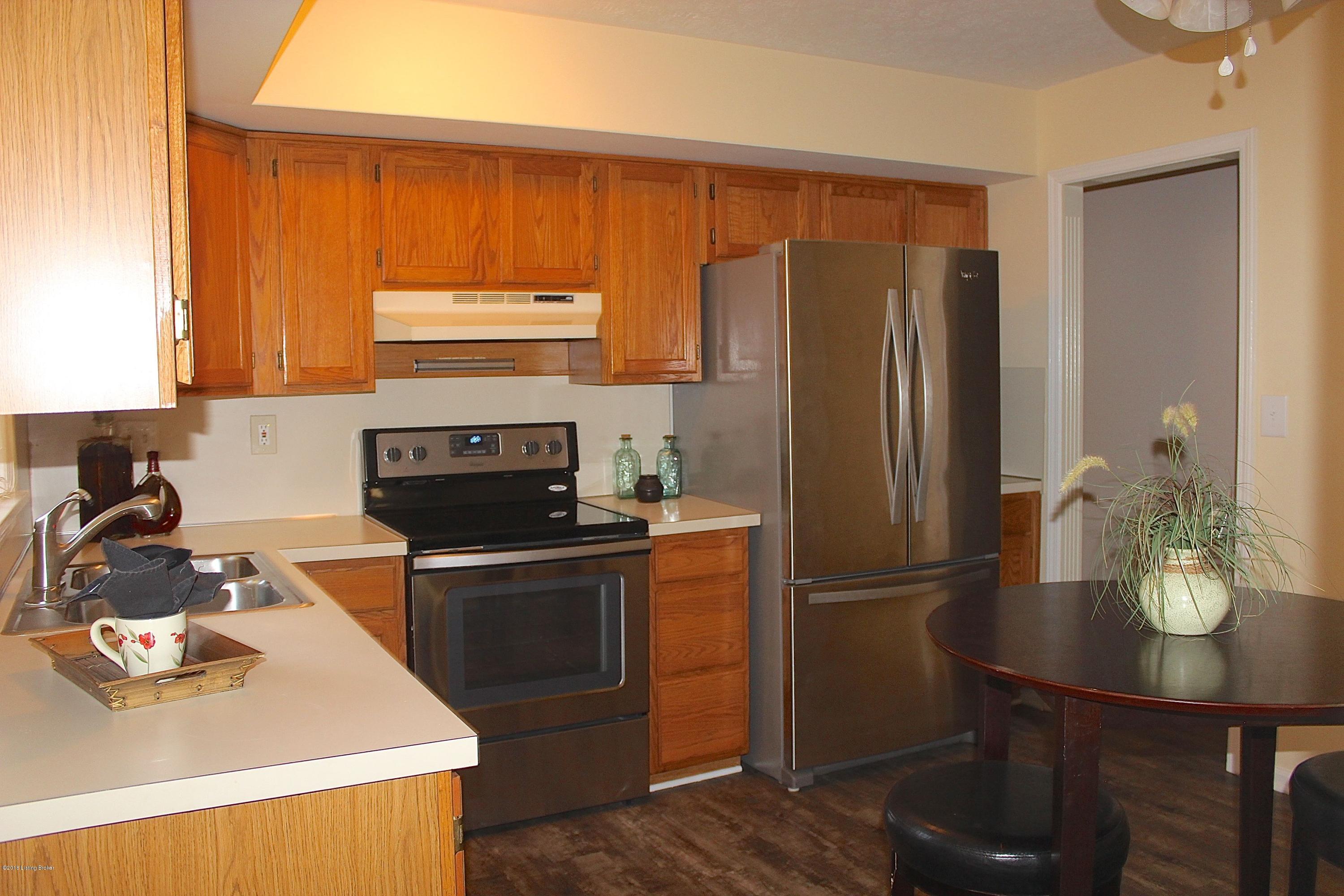 8904 Collingwood Road Louisville, KY 40299 - Photo 8 of 37 acollinkit