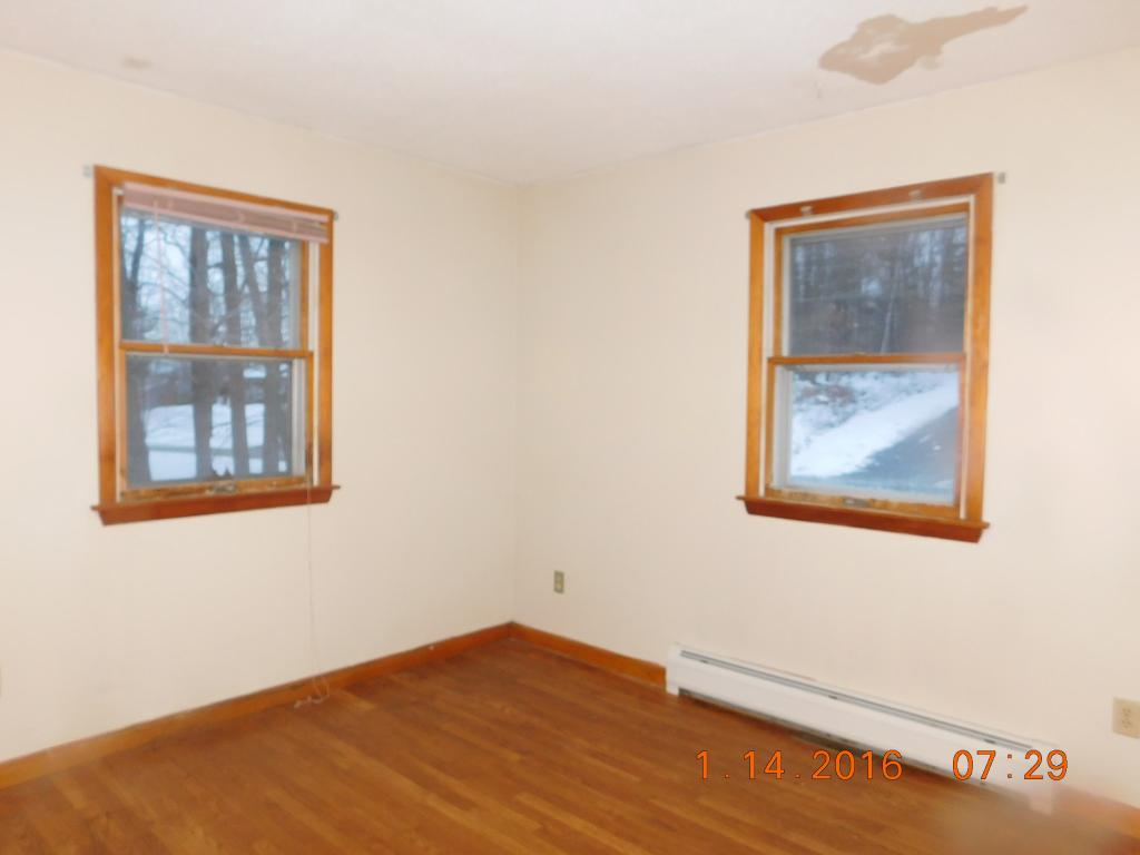 17 Reese Circle Rockingham, VT 05101 - Photo 8 of 11 Gallery Image 8