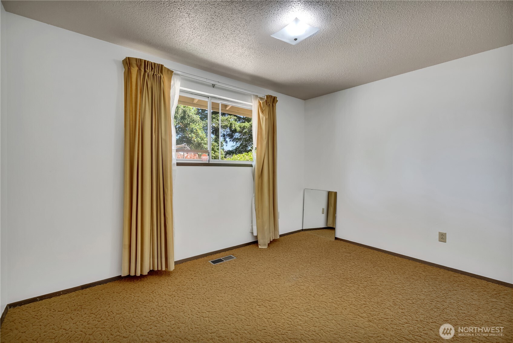8841 Timber Loop Southeast Olympia, WA 98513 - Photo 23 of 34