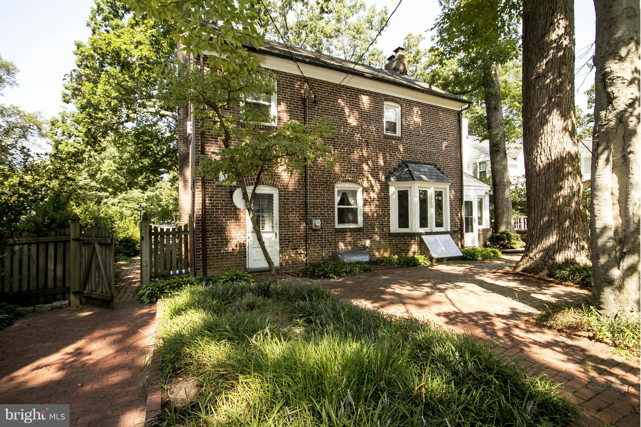 6911 Kenleigh Road Baltimore, MD 21212 - Photo 24 of 26 a view of a house with a yard