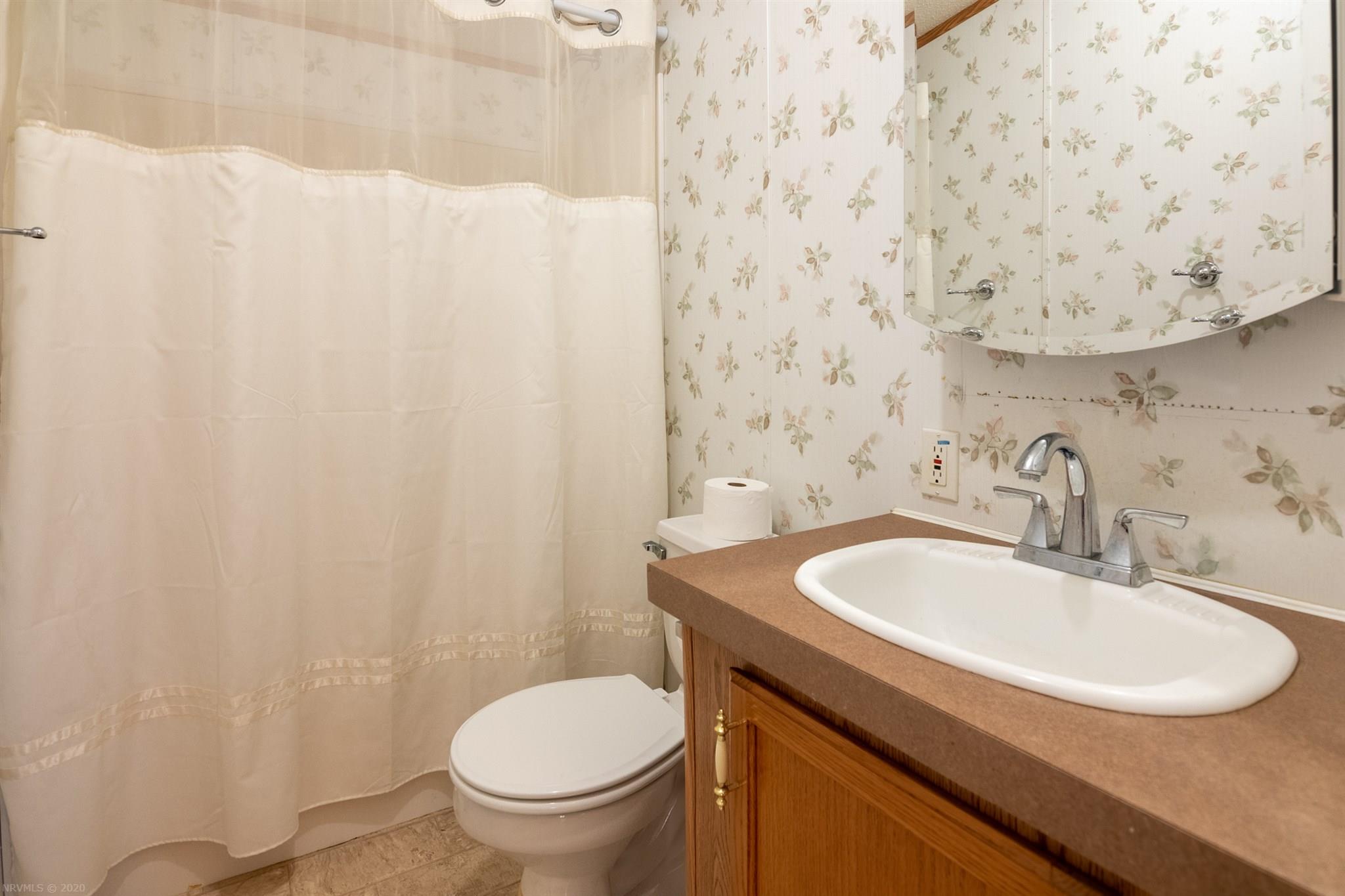 927 Huffville Road Northeast Pilot, VA 24138 - Photo 41 of 45 Gallery Image 41