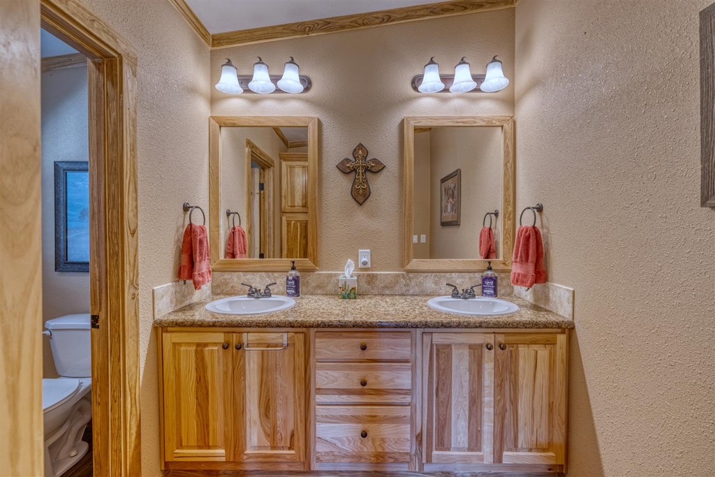 2242 Patterson Creek Road Leakey, TX 78873 - Photo 54 of 56