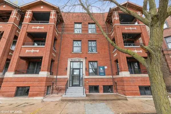 $2,600 | 5038 South St Lawrence Avenue, Unit 3N, Chicago, IL 60615