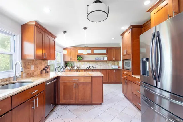 $1,195,000 | 24 Sheldrake Place, New Rochelle, NY 10804