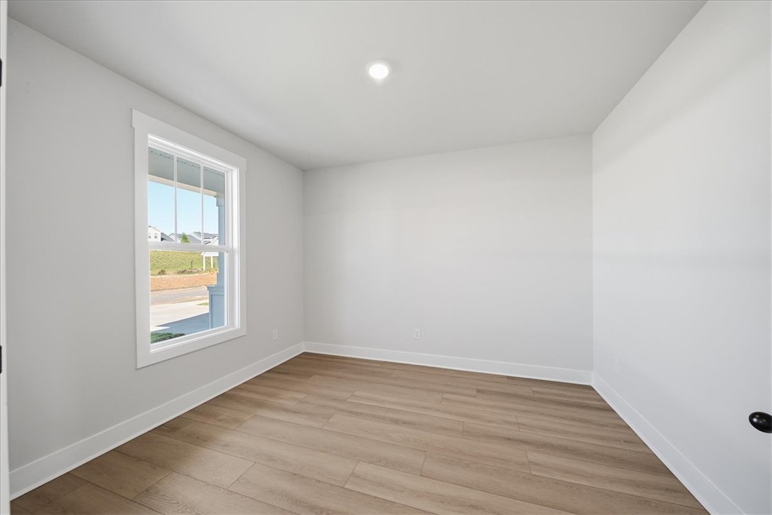 509 Grasshopper Court Anderson, SC 29621 - Photo 5 of 42