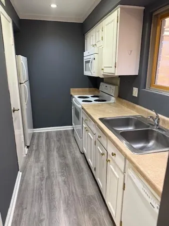 $126,900 | 2805 Lineville Drive, Unit 203, Farmers Branch, TX 75234