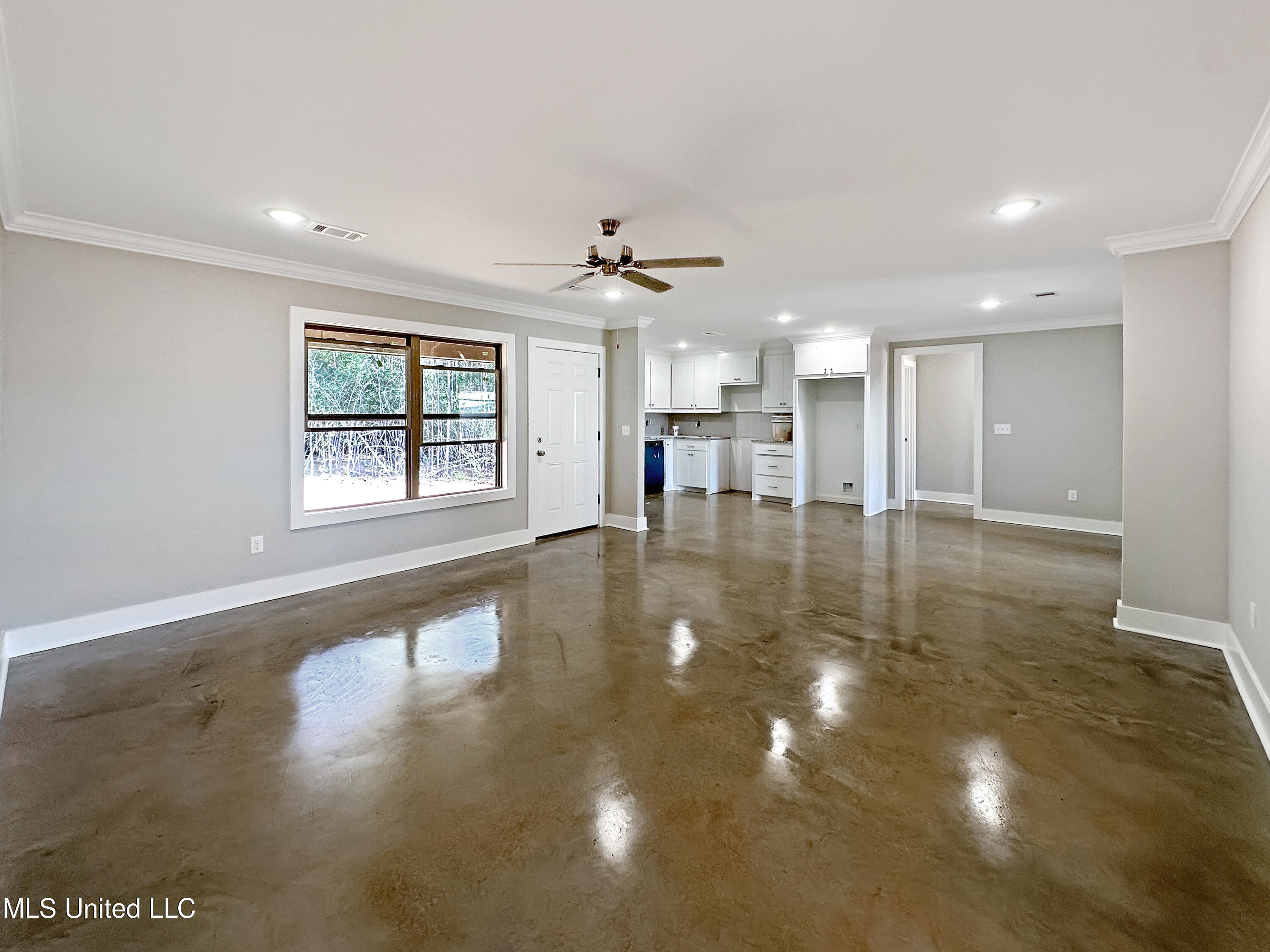 299 Anse Reed Road Magee, MS 39111 - Photo 5 of 25 IMG_7853