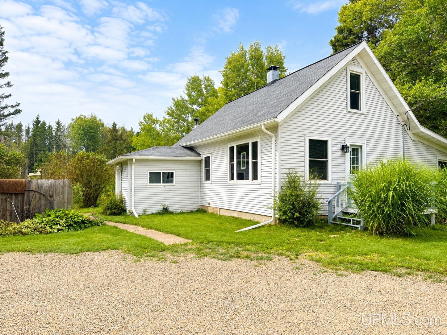 N1383 East T Road Trenary, MI 49891 - Photo 22 of 26 Gallery Image 22