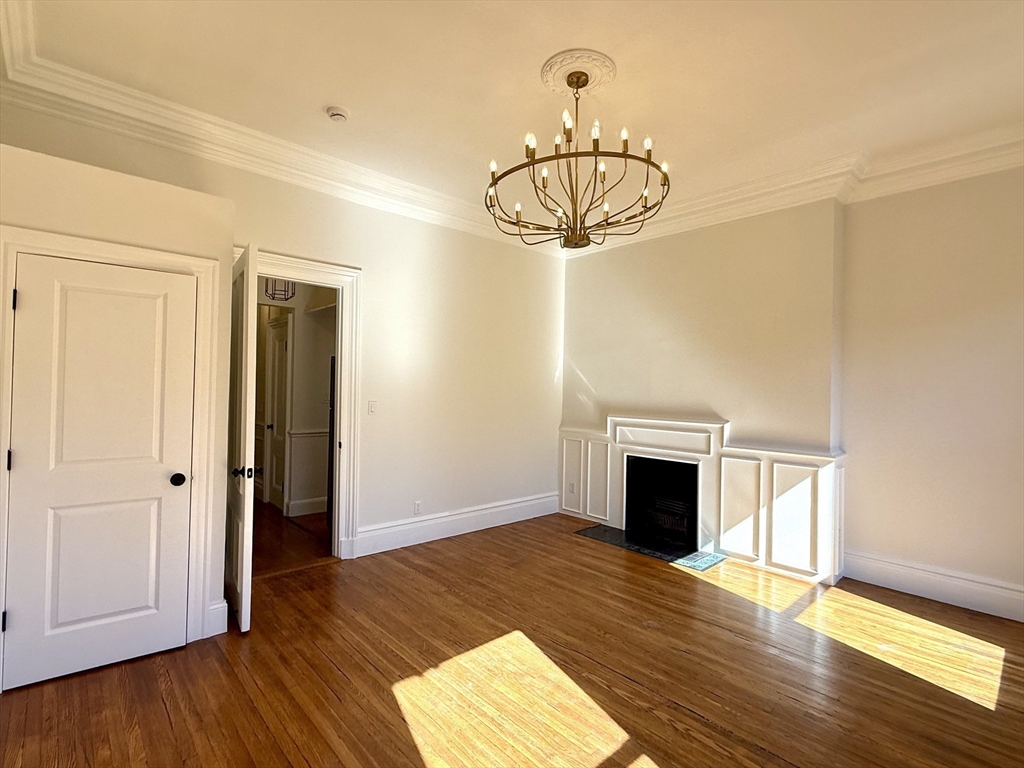 231 Beacon Street, Unit 3 Boston, MA 02116 - Photo 4 of 9