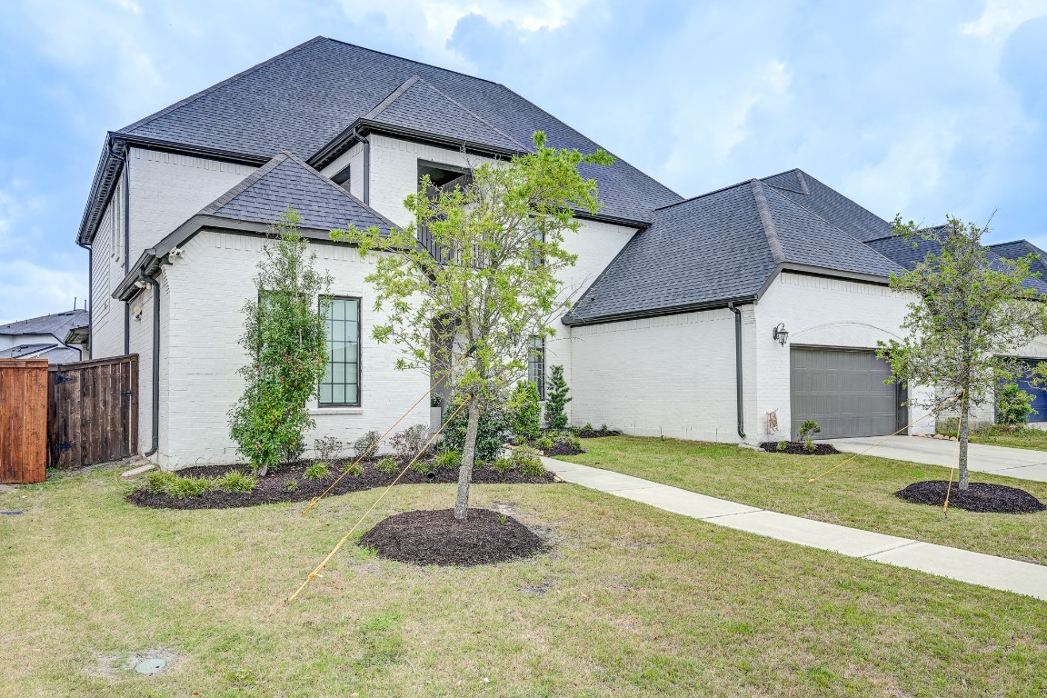 9518 Sanger Way Manvel, TX 77583 - Photo 2 of 50