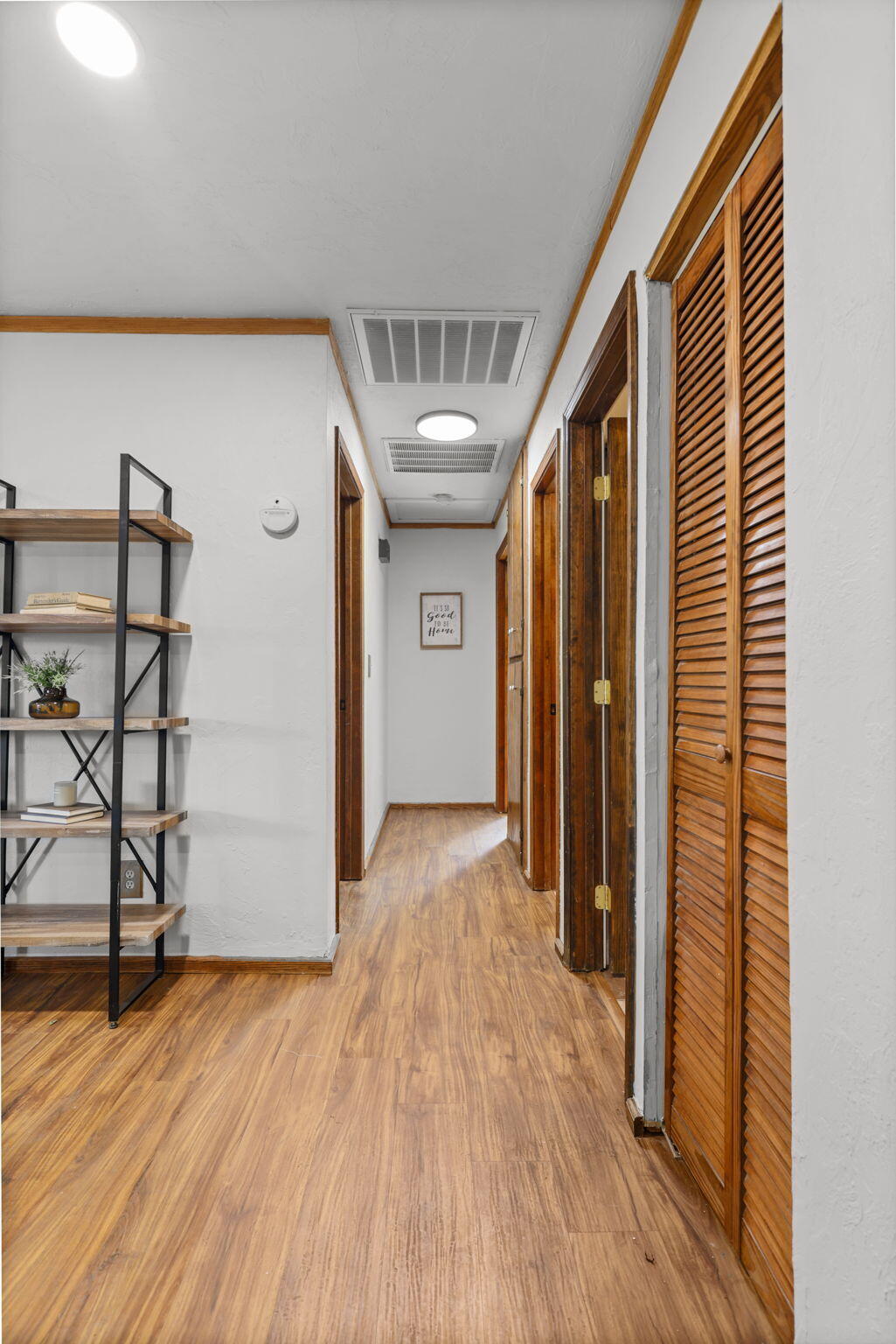 4550 Placer Road Redding, CA 96001 - Photo 54 of 95 Hall