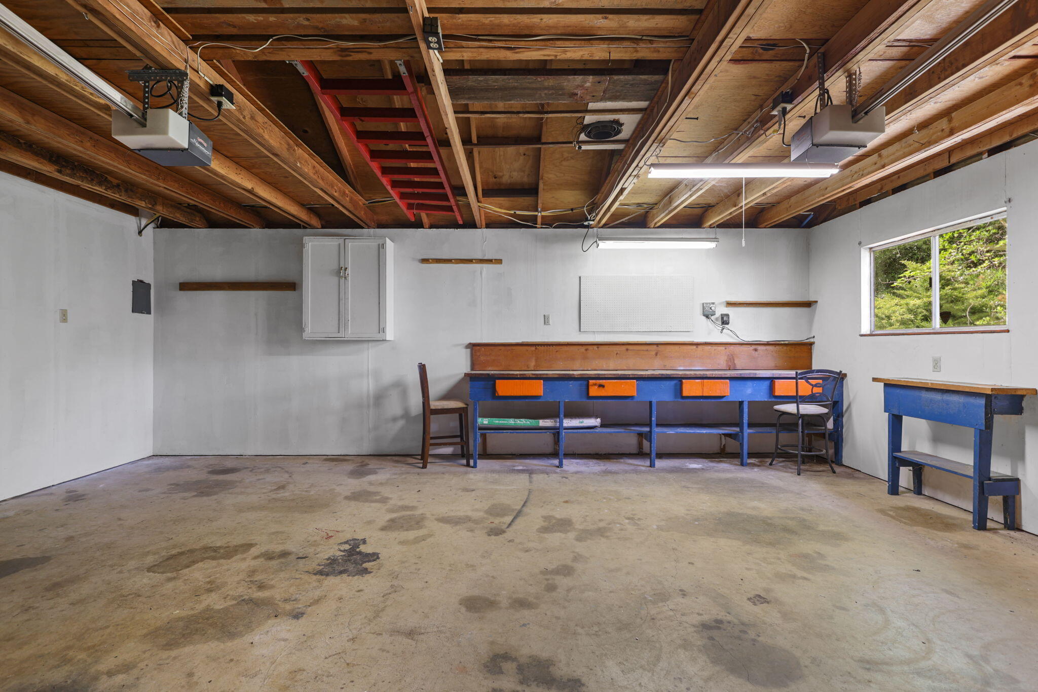 4550 Placer Road Redding, CA 96001 - Photo 71 of 95 Garage Interior